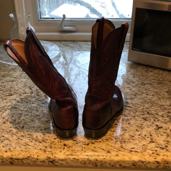 Lucchese boots, barely worn, size 9 in men’s. Red. - Picture 4 of 5